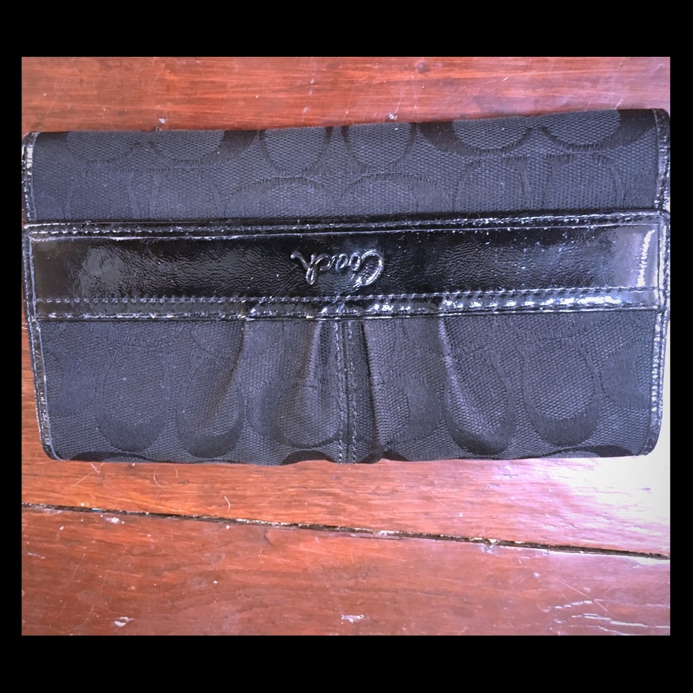 Black coach wallet gently used